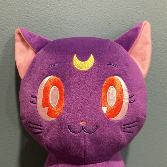 Sailor Moon Plush, 14" Luna Plush
CLEVER IDIOTS INC. Toei Animation - Picture 3 of 7